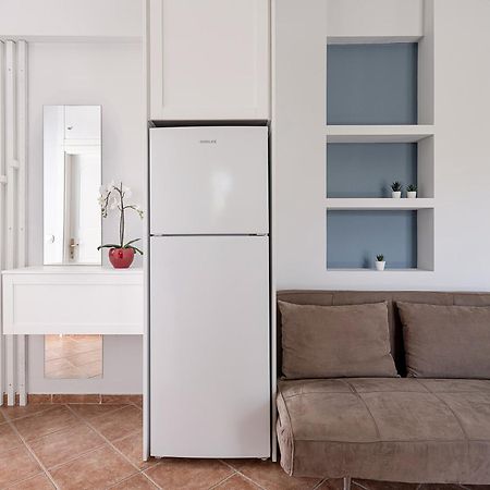 Elena Seafront Luxury Apartments Almirida エクステリア 写真