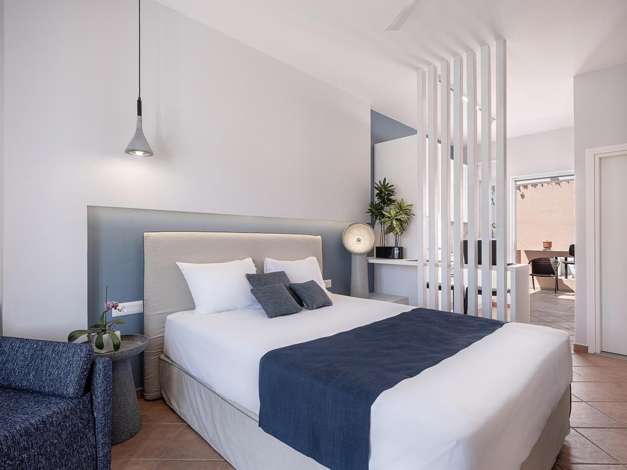 Elena Seafront Luxury Apartments Almirida エクステリア 写真