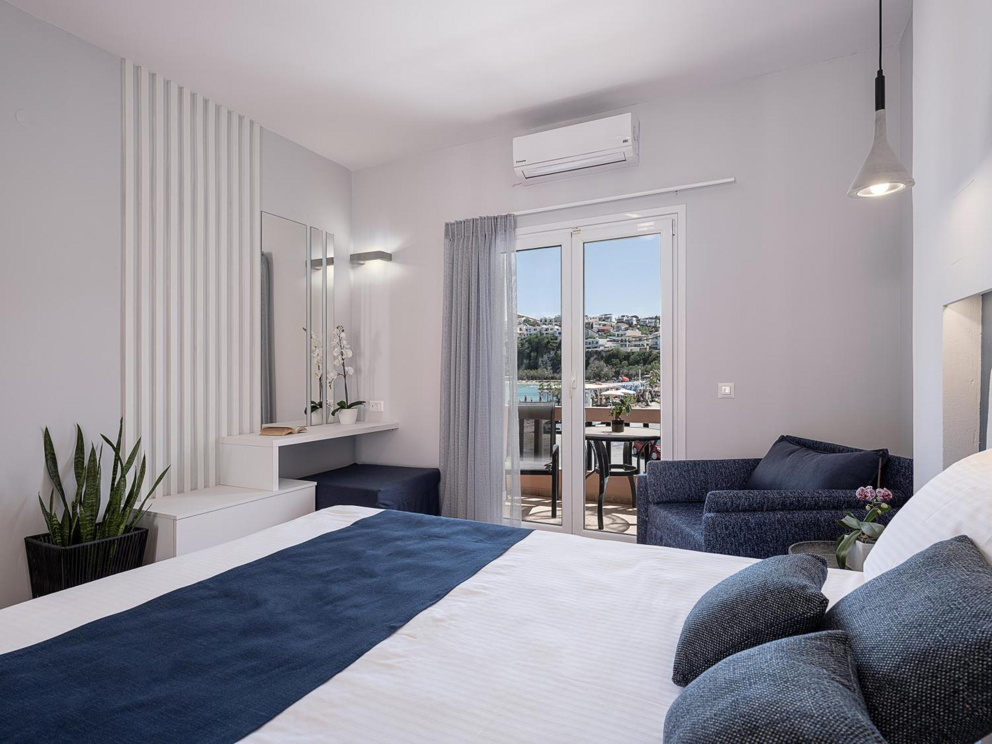 Elena Seafront Luxury Apartments Almirida エクステリア 写真
