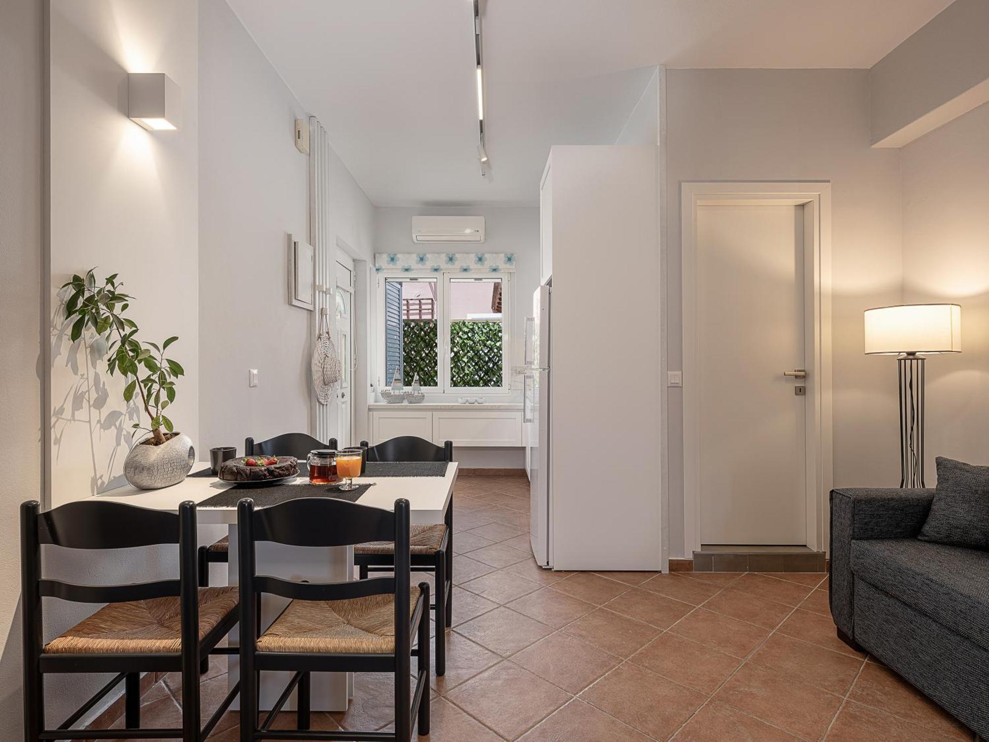 Elena Seafront Luxury Apartments Almirida エクステリア 写真