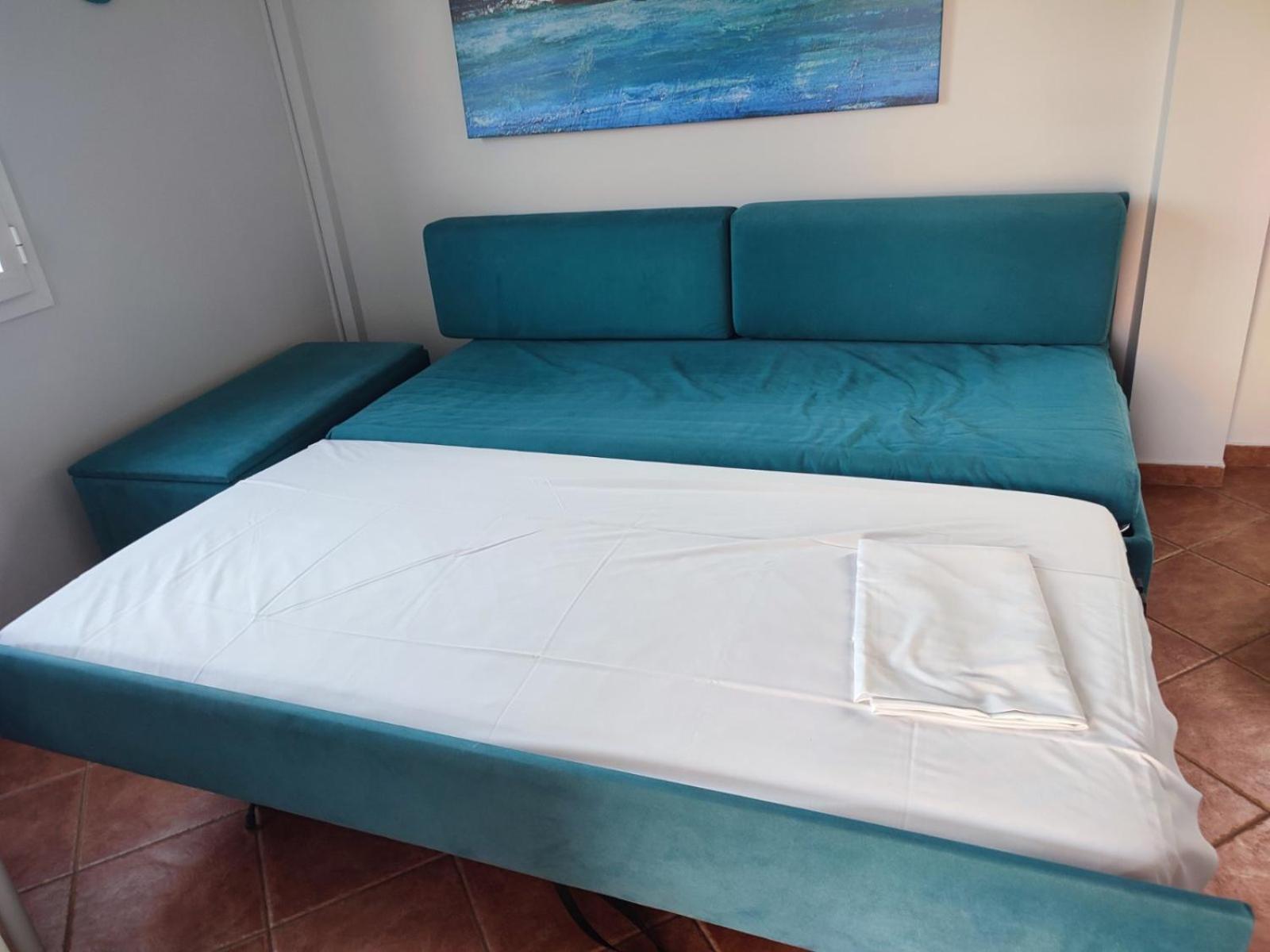Elena Seafront Luxury Apartments Almirida エクステリア 写真